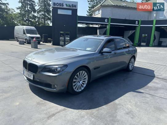 Bmw 750li                           2011г. в рассрочку