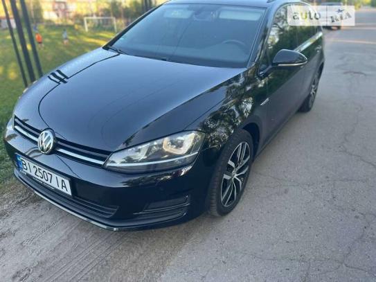 Volkswagen Golf 2014р. у розстрочку