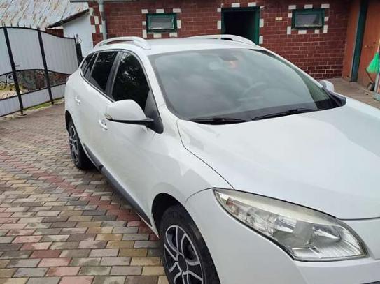 Renault Megane                          2010г. в рассрочку