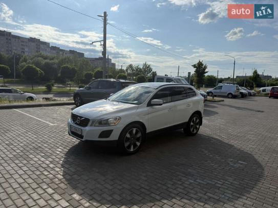 Volvo Xc60
                            2013г. в рассрочку