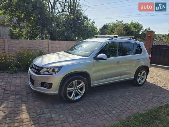 Volkswagen Tiguan                          2014г. в рассрочку