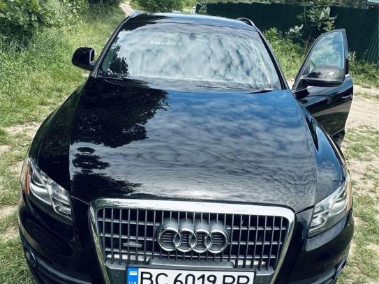 Audi Q5
                              2011г. в рассрочку