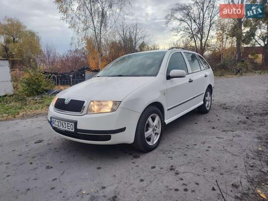 Skoda Fabia 2003г. в рассрочку