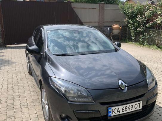 Renault Megane
                          2011г. в рассрочку