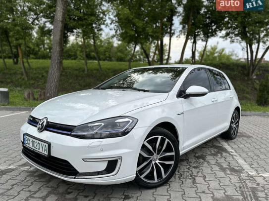 Volkswagen E-golf                          2018г. в рассрочку