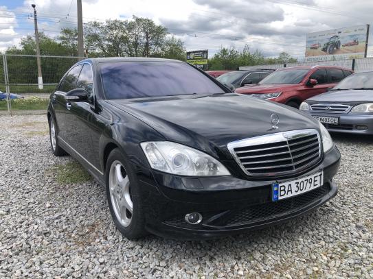 Mercedes-benz S 550                           2006г. в рассрочку