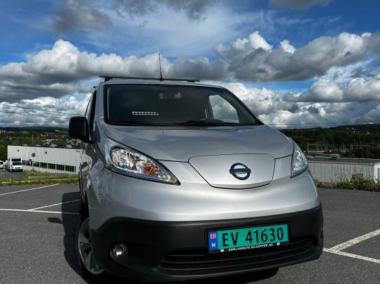 Nissan E-nv200 2019г. в рассрочку