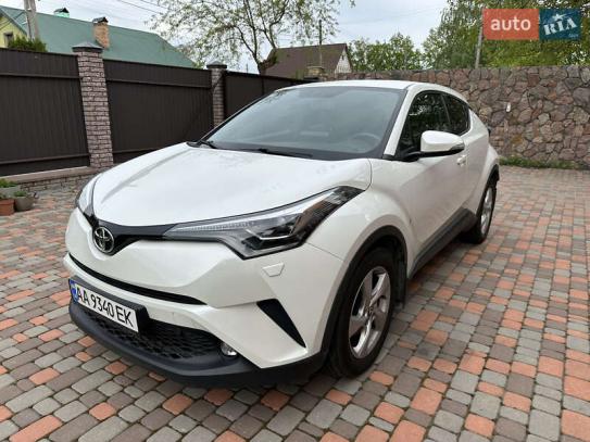 Toyota C-hr                            2018г. в рассрочку