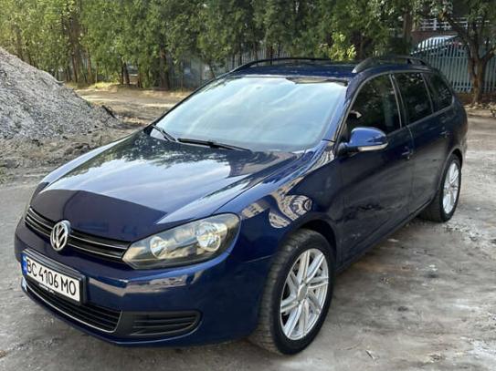 Volkswagen Golf
                            2009г. в рассрочку