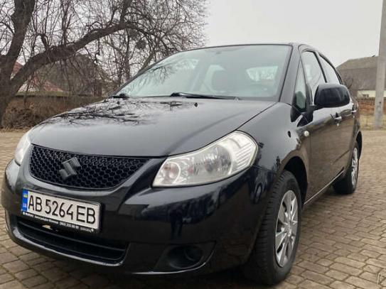 Suzuki Sx4                             2010г. в рассрочку