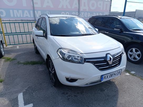 Renault Koleos                          2015г. в рассрочку