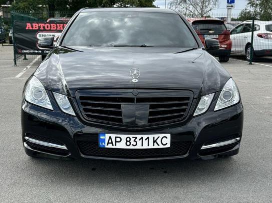 Mercedes-benz E серия
                         2012г. в рассрочку