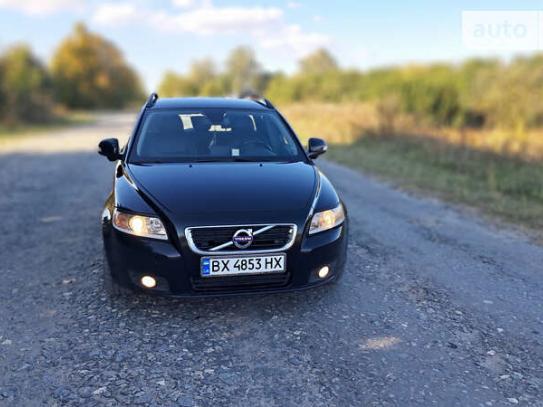 Volvo V50 2010р. у розстрочку