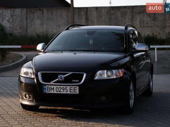 Volvo V50                             2010г. в рассрочку