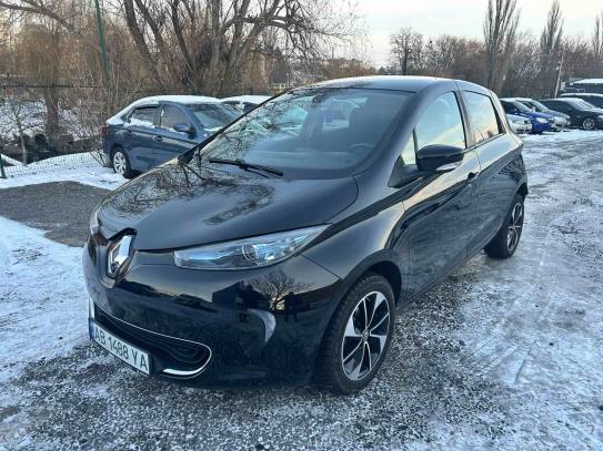 Renault Zoe
                             2017г. в рассрочку