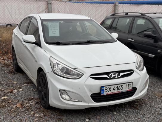 Hyundai Accent 2013г. в рассрочку