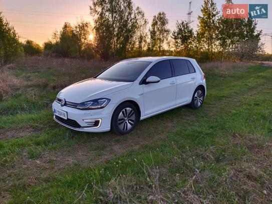 Volkswagen Golf                            2020г. в рассрочку