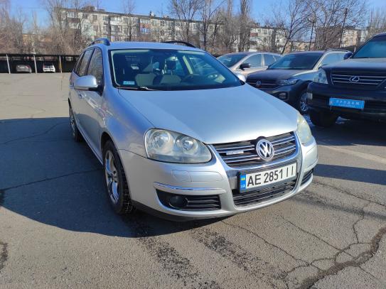 Volkswagen Golf                            2008г. в рассрочку