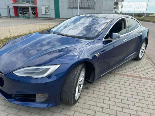 Tesla Model s 2017р. у розстрочку