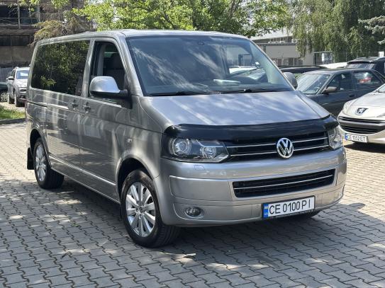 Volkswagen Multivan                        2011г. в рассрочку