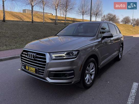 Audi Q7                              2016г. в рассрочку
