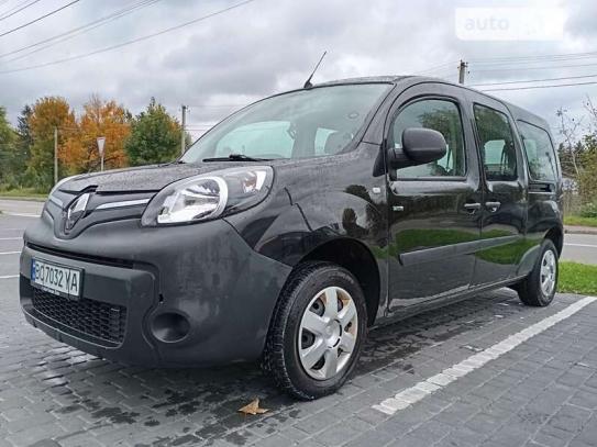 Renault Kangoo 2018г. в рассрочку