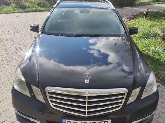 Mercedes-benz E 200 cdi 2011р. у розстрочку