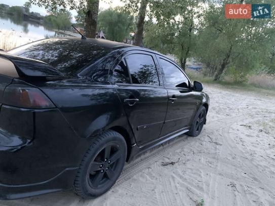 Mitsubishi Lancer 2007г. в рассрочку
