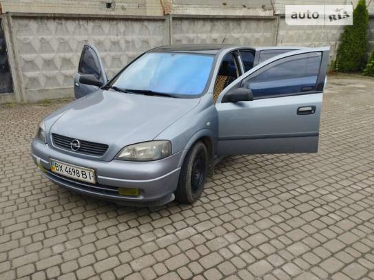 Opel Astra 2007г. в рассрочку
