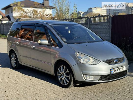 Ford Galaxy 2008г. в рассрочку