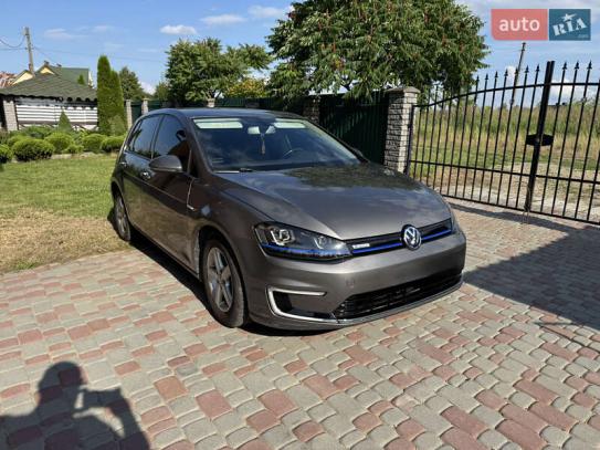 Volkswagen E-golf 2015г. в рассрочку