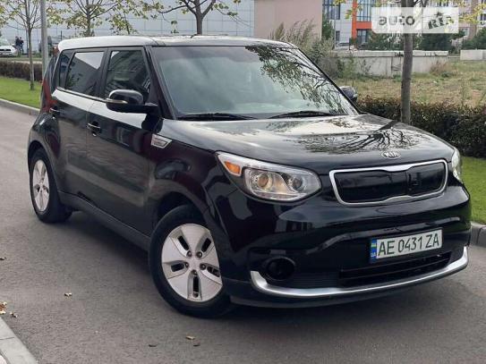 Kia Soul 2015р. у розстрочку