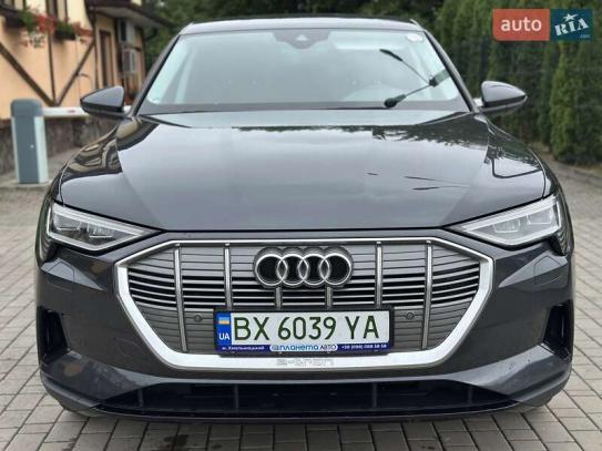 Audi E-tron 55                       2020г. в рассрочку