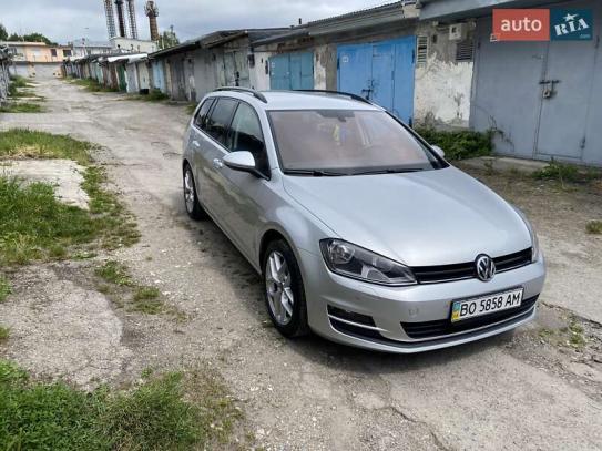 Volkswagen Golf
                            2013г. в рассрочку