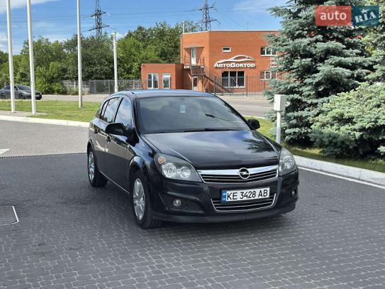 Opel Astra
                           2011г. в рассрочку
