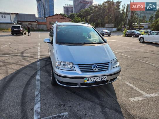 Volkswagen Sharan
                          2008г. в рассрочку