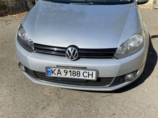 Volkswagen Golf
                            2012г. в рассрочку