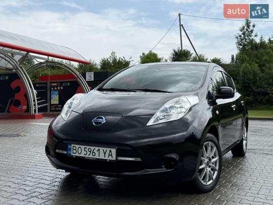 Nissan Leaf
                            2015г. в рассрочку