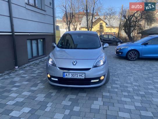 Renault Grand scenic 2012 in Raten