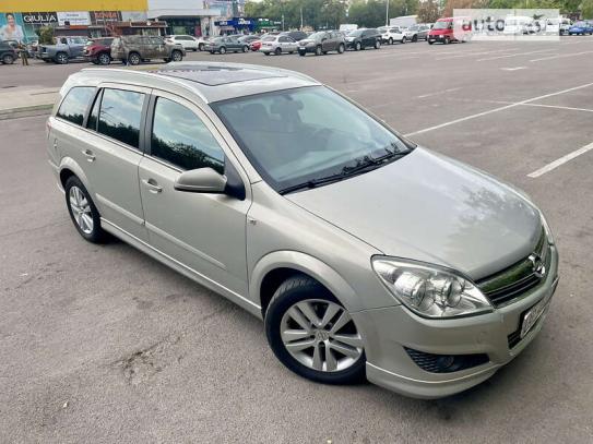 Opel Astra 2008г. в рассрочку