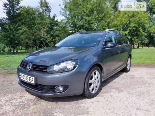 Volkswagen Golf 2011г. в рассрочку