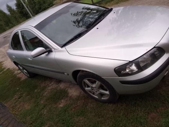 Volvo S60                             2002г. в рассрочку