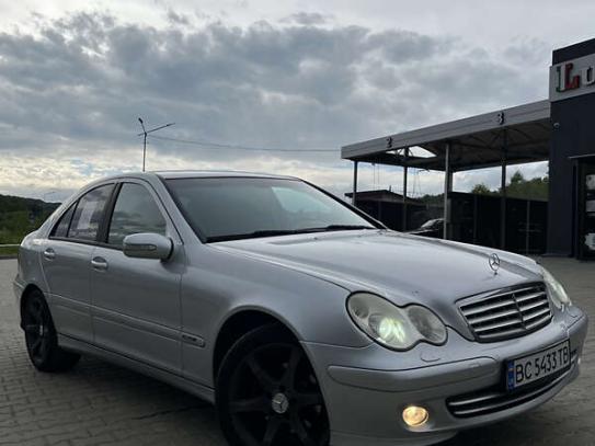 Mercedes-benz C-class
                         2006г. в рассрочку