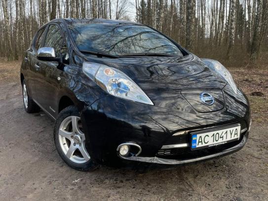 Nissan Leaf                            2014г. в рассрочку