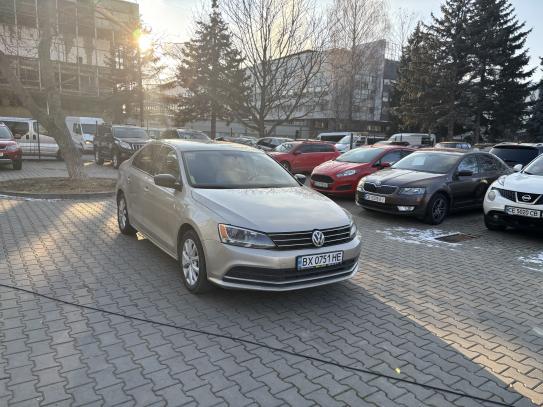 Volkswagen Jetta                           2015г. в рассрочку