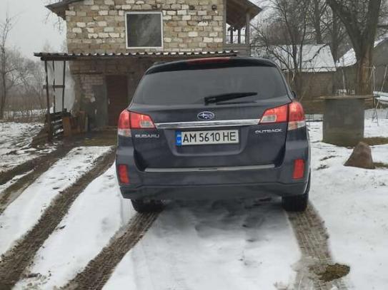 Subaru Outback
                         2011г. в рассрочку