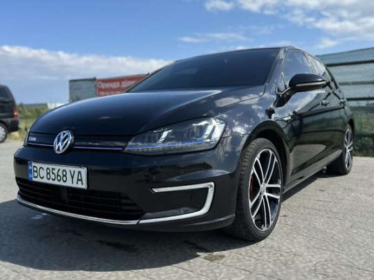 Volkswagen E-golf                          2016г. в рассрочку