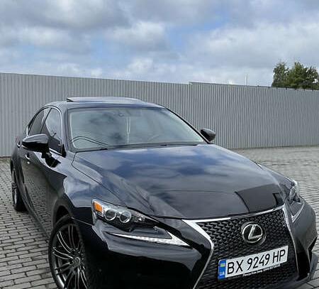 Lexus Is                              2014г. в рассрочку