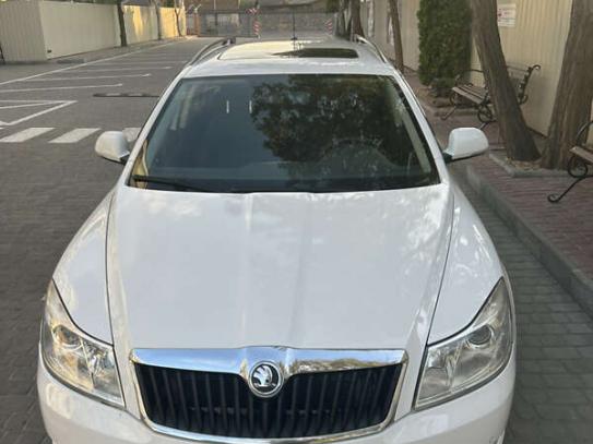 Skoda Octavia
                         2012г. в рассрочку