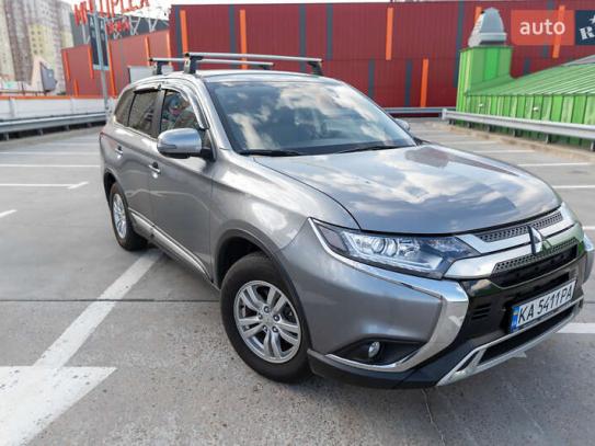 Mitsubishi Outlander                       2021г. в рассрочку